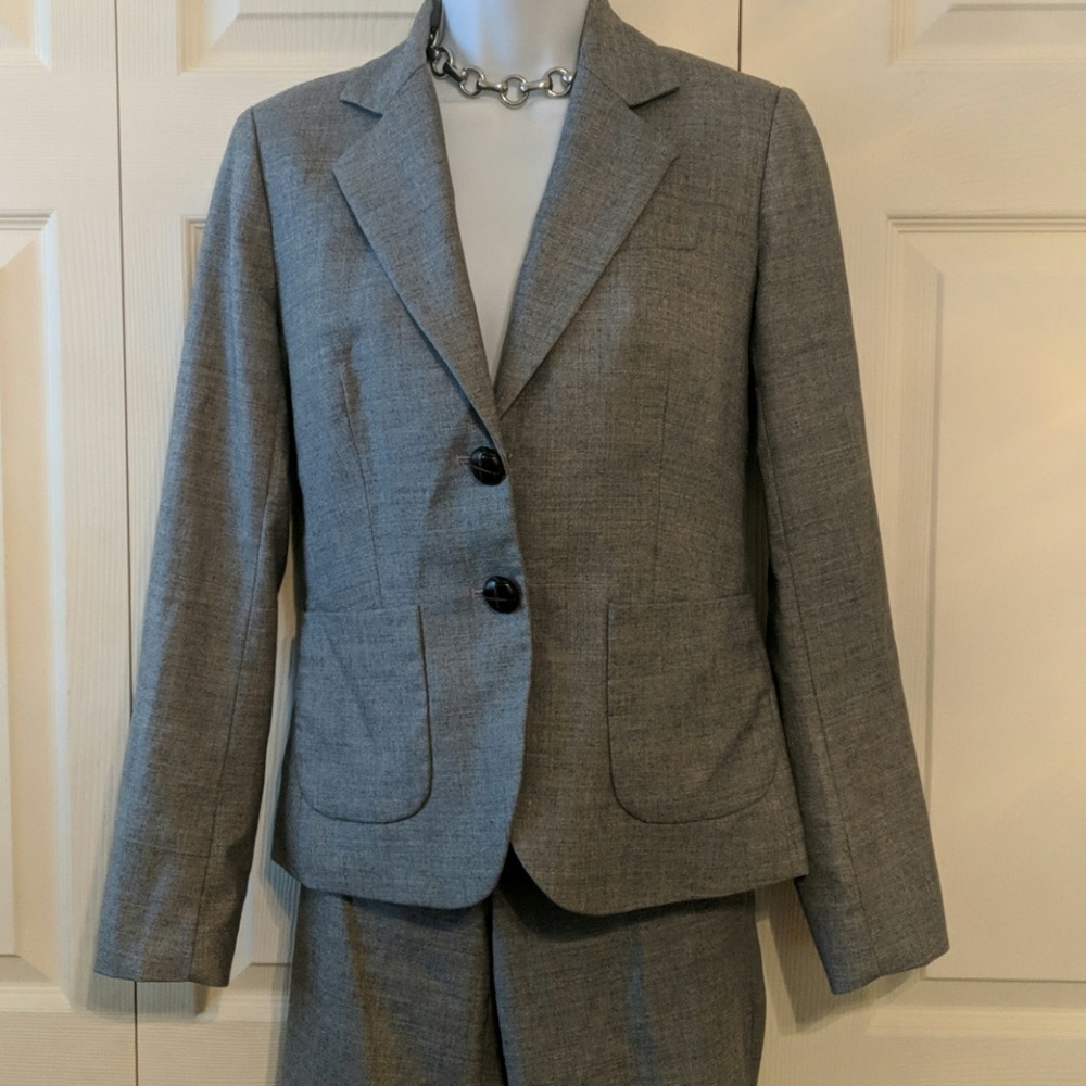 J. Crew Two Piece Suit Gray Flannel Wool Size 2